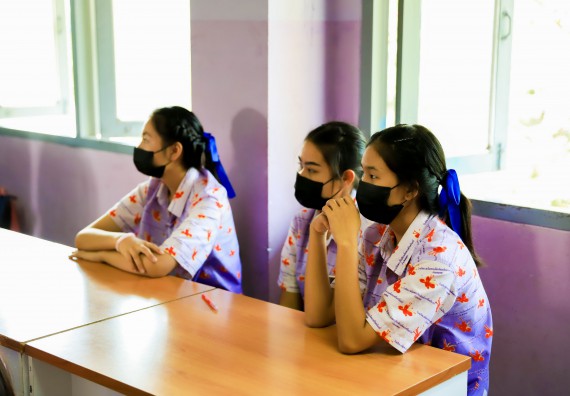 ภาพกิจกรรม   คณะวิทยาศาสตร์และเทคโนโลยี จัดค่ายวิทยาศาสตร์สัญจรโรงเรียนเฉลิมพระเกียรติสมเด็จพระศรีนครินทร์ กำแพงเพชร ฯ