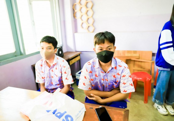 ภาพกิจกรรม   คณะวิทยาศาสตร์และเทคโนโลยี จัดค่ายวิทยาศาสตร์สัญจรโรงเรียนเฉลิมพระเกียรติสมเด็จพระศรีนครินทร์ กำแพงเพชร ฯ