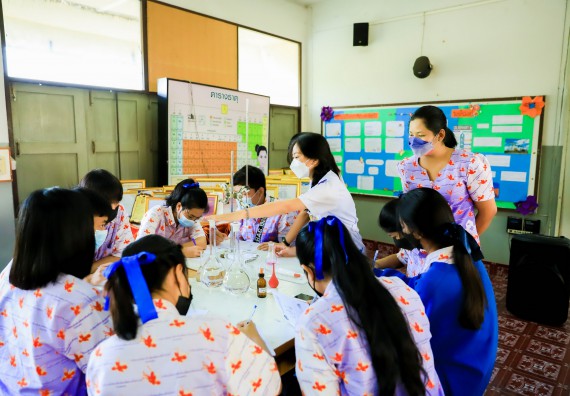 ภาพกิจกรรม   คณะวิทยาศาสตร์และเทคโนโลยี จัดค่ายวิทยาศาสตร์สัญจรโรงเรียนเฉลิมพระเกียรติสมเด็จพระศรีนครินทร์ กำแพงเพชร ฯ