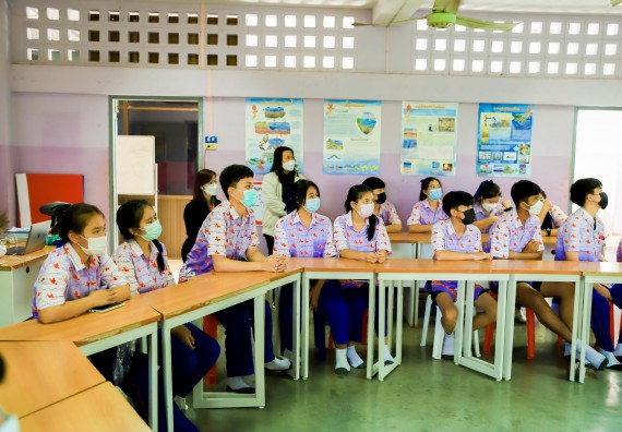 ภาพกิจกรรม   คณะวิทยาศาสตร์และเทคโนโลยี จัดค่ายวิทยาศาสตร์สัญจรโรงเรียนเฉลิมพระเกียรติสมเด็จพระศรีนครินทร์ กำแพงเพชร ฯ