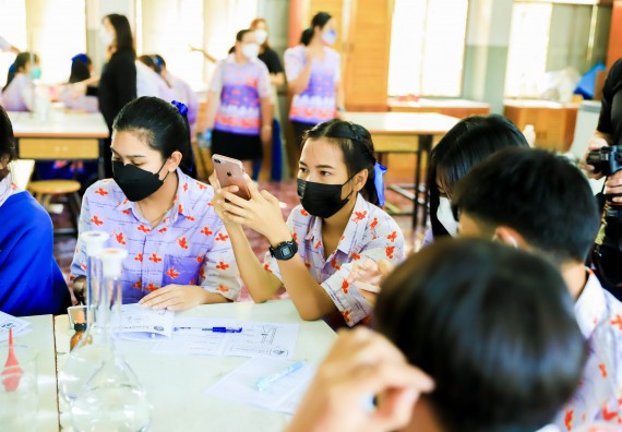 ภาพกิจกรรม   คณะวิทยาศาสตร์และเทคโนโลยี จัดค่ายวิทยาศาสตร์สัญจรโรงเรียนเฉลิมพระเกียรติสมเด็จพระศรีนครินทร์ กำแพงเพชร ฯ