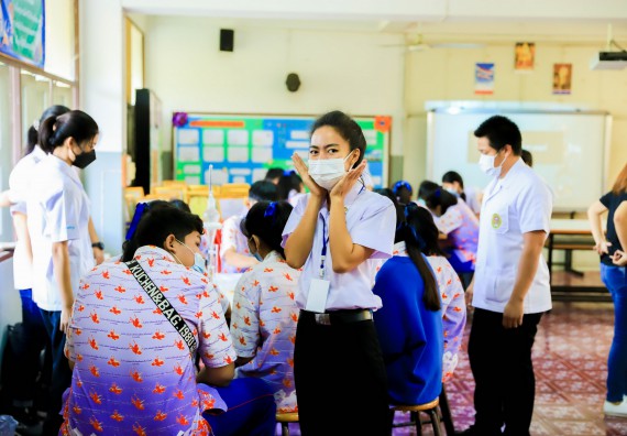 ภาพกิจกรรม   คณะวิทยาศาสตร์และเทคโนโลยี จัดค่ายวิทยาศาสตร์สัญจรโรงเรียนเฉลิมพระเกียรติสมเด็จพระศรีนครินทร์ กำแพงเพชร ฯ