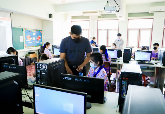 ภาพกิจกรรม   คณะวิทยาศาสตร์และเทคโนโลยี จัดค่ายวิทยาศาสตร์สัญจรโรงเรียนเฉลิมพระเกียรติสมเด็จพระศรีนครินทร์ กำแพงเพชร ฯ