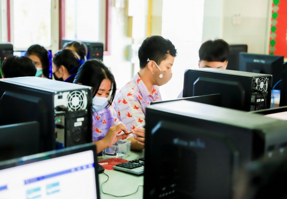 ภาพกิจกรรม   คณะวิทยาศาสตร์และเทคโนโลยี จัดค่ายวิทยาศาสตร์สัญจรโรงเรียนเฉลิมพระเกียรติสมเด็จพระศรีนครินทร์ กำแพงเพชร ฯ