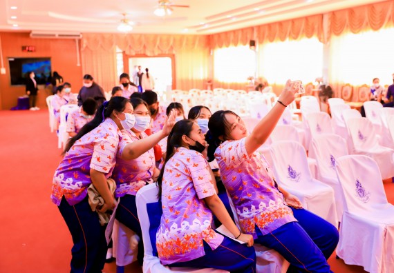 ภาพกิจกรรม   คณะวิทยาศาสตร์และเทคโนโลยี จัดค่ายวิทยาศาสตร์สัญจรโรงเรียนเฉลิมพระเกียรติสมเด็จพระศรีนครินทร์ กำแพงเพชร ฯ