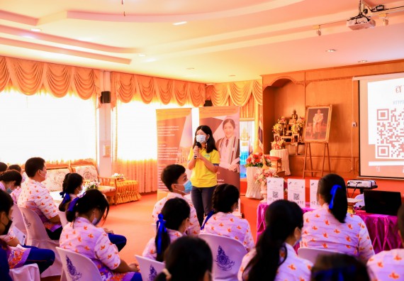 ภาพกิจกรรม   คณะวิทยาศาสตร์และเทคโนโลยี จัดค่ายวิทยาศาสตร์สัญจรโรงเรียนเฉลิมพระเกียรติสมเด็จพระศรีนครินทร์ กำแพงเพชร ฯ