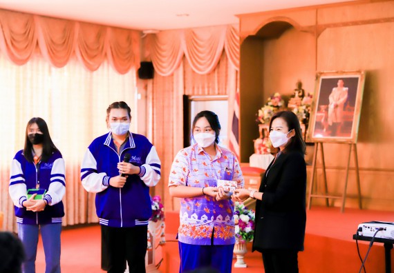 ภาพกิจกรรม   คณะวิทยาศาสตร์และเทคโนโลยี จัดค่ายวิทยาศาสตร์สัญจรโรงเรียนเฉลิมพระเกียรติสมเด็จพระศรีนครินทร์ กำแพงเพชร ฯ