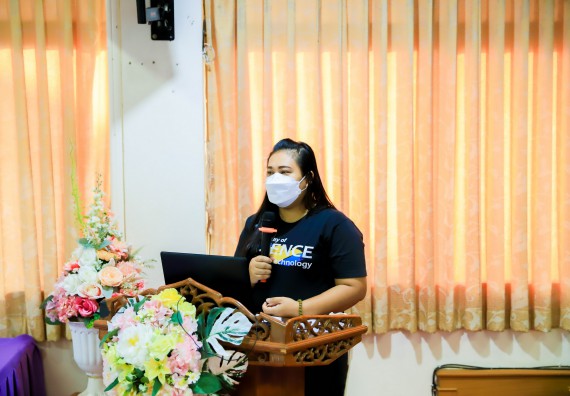 ภาพกิจกรรม   คณะวิทยาศาสตร์และเทคโนโลยี จัดค่ายวิทยาศาสตร์สัญจรโรงเรียนคลองขลุงราษฎร์รังสรรค์