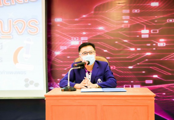 ภาพกิจกรรม   คณะวิทยาศาสตร์และเทคโนโลยี จัดค่ายวิทยาศาสตร์สัญจรโรงเรียนคลองขลุงราษฎร์รังสรรค์