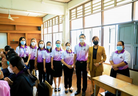 ภาพกิจกรรม   คณะวิทยาศาสตร์และเทคโนโลยี จัดค่ายวิทยาศาสตร์สัญจรโรงเรียนคลองขลุงราษฎร์รังสรรค์