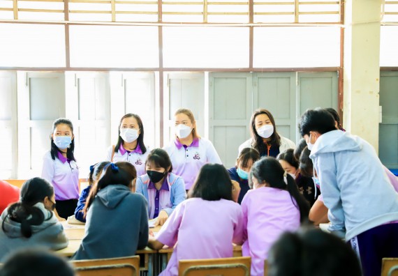 ภาพกิจกรรม   คณะวิทยาศาสตร์และเทคโนโลยี จัดค่ายวิทยาศาสตร์สัญจรโรงเรียนคลองขลุงราษฎร์รังสรรค์