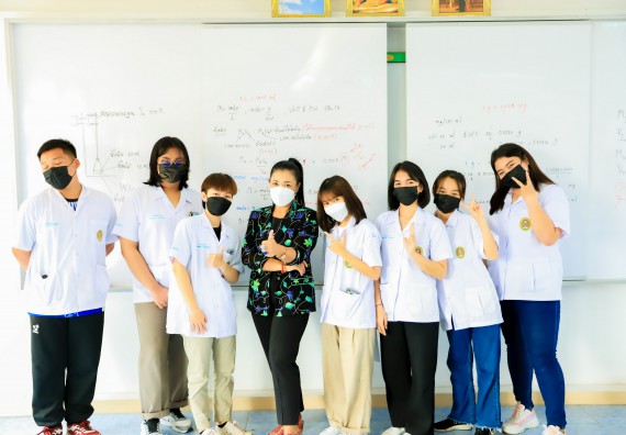 ภาพกิจกรรม   คณะวิทยาศาสตร์และเทคโนโลยี จัดค่ายวิทยาศาสตร์สัญจรโรงเรียนคลองขลุงราษฎร์รังสรรค์