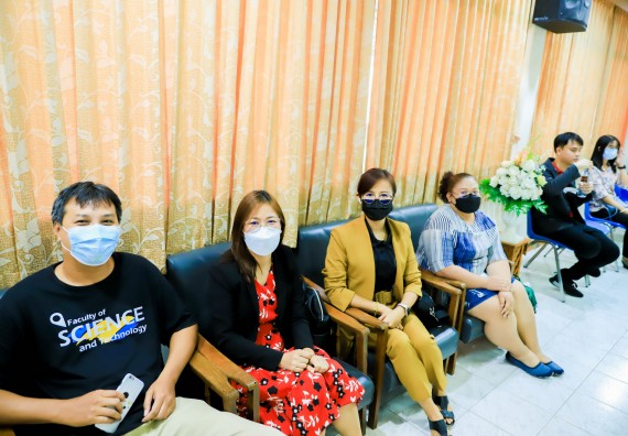 ภาพกิจกรรม   คณะวิทยาศาสตร์และเทคโนโลยี จัดค่ายวิทยาศาสตร์สัญจรโรงเรียนคลองขลุงราษฎร์รังสรรค์