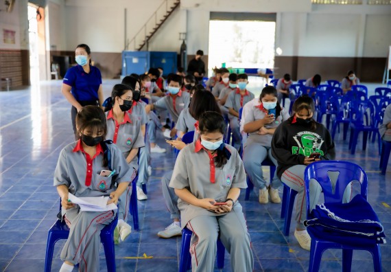 ภาพกิจกรรม  คณะวิทยาศาสตร์และเทคโนโลยี จัดค่ายวิทยาศาสตร์สัญจรโรงเรียนสักงามวิทยา