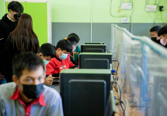 ภาพกิจกรรม  คณะวิทยาศาสตร์และเทคโนโลยี จัดค่ายวิทยาศาสตร์สัญจรโรงเรียนสักงามวิทยา