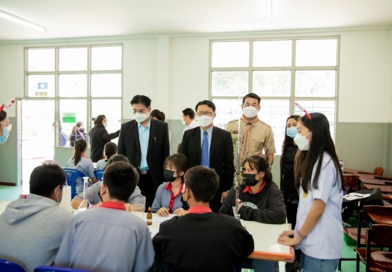 ภาพกิจกรรม  คณะวิทยาศาสตร์และเทคโนโลยี จัดค่ายวิทยาศาสตร์สัญจรโรงเรียนสักงามวิทยา