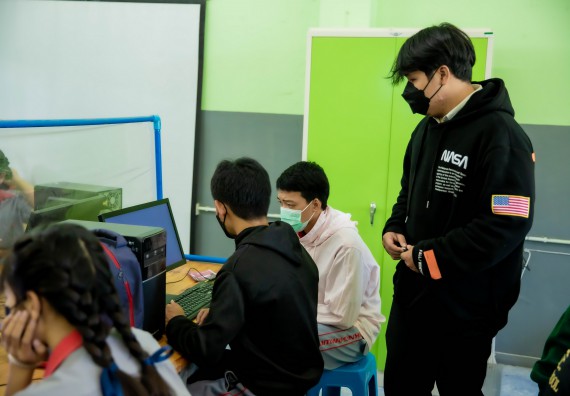 ภาพกิจกรรม  คณะวิทยาศาสตร์และเทคโนโลยี จัดค่ายวิทยาศาสตร์สัญจรโรงเรียนสักงามวิทยา