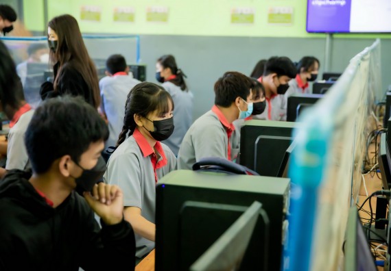 ภาพกิจกรรม  คณะวิทยาศาสตร์และเทคโนโลยี จัดค่ายวิทยาศาสตร์สัญจรโรงเรียนสักงามวิทยา