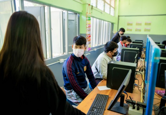 ภาพกิจกรรม  คณะวิทยาศาสตร์และเทคโนโลยี จัดค่ายวิทยาศาสตร์สัญจรโรงเรียนสักงามวิทยา