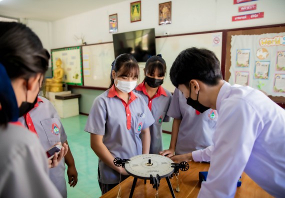 ภาพกิจกรรม  คณะวิทยาศาสตร์และเทคโนโลยี จัดค่ายวิทยาศาสตร์สัญจรโรงเรียนสักงามวิทยา