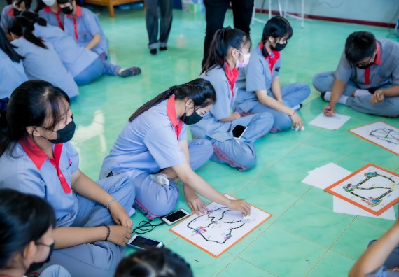 ภาพกิจกรรม  คณะวิทยาศาสตร์และเทคโนโลยี จัดค่ายวิทยาศาสตร์สัญจรโรงเรียนสักงามวิทยา