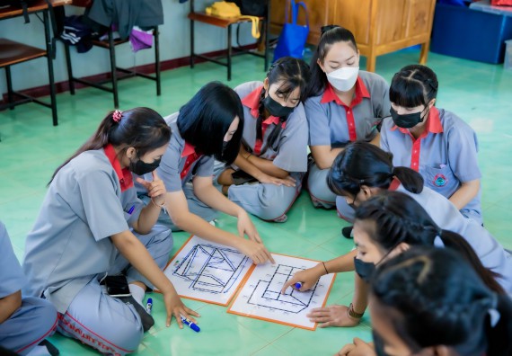 ภาพกิจกรรม  คณะวิทยาศาสตร์และเทคโนโลยี จัดค่ายวิทยาศาสตร์สัญจรโรงเรียนสักงามวิทยา