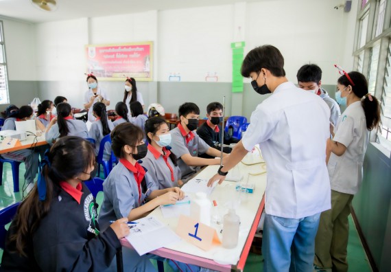 ภาพกิจกรรม  คณะวิทยาศาสตร์และเทคโนโลยี จัดค่ายวิทยาศาสตร์สัญจรโรงเรียนสักงามวิทยา