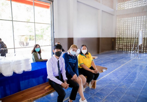 ภาพกิจกรรม  คณะวิทยาศาสตร์และเทคโนโลยี จัดค่ายวิทยาศาสตร์สัญจรโรงเรียนสักงามวิทยา