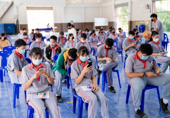 ภาพกิจกรรม  คณะวิทยาศาสตร์และเทคโนโลยี จัดค่ายวิทยาศาสตร์สัญจรโรงเรียนสักงามวิทยา