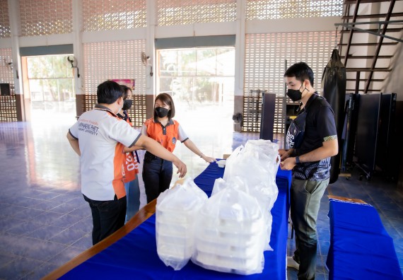 ภาพกิจกรรม  คณะวิทยาศาสตร์และเทคโนโลยี จัดค่ายวิทยาศาสตร์สัญจรโรงเรียนสักงามวิทยา