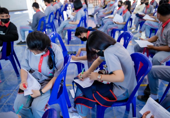 ภาพกิจกรรม  คณะวิทยาศาสตร์และเทคโนโลยี จัดค่ายวิทยาศาสตร์สัญจรโรงเรียนสักงามวิทยา