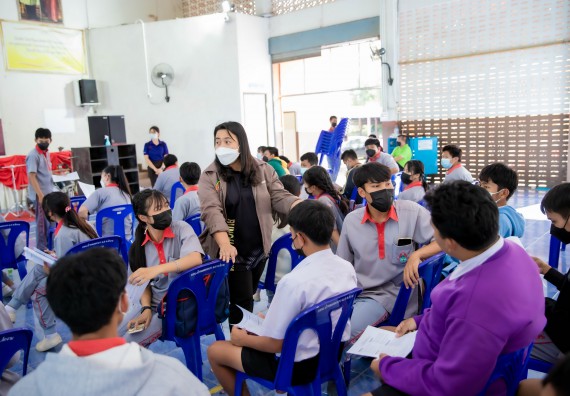 ภาพกิจกรรม  คณะวิทยาศาสตร์และเทคโนโลยี จัดค่ายวิทยาศาสตร์สัญจรโรงเรียนสักงามวิทยา