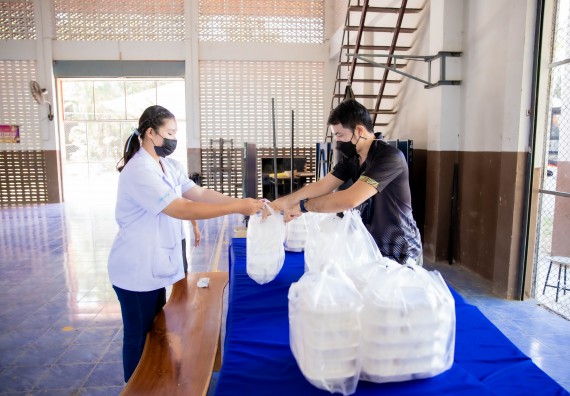 ภาพกิจกรรม  คณะวิทยาศาสตร์และเทคโนโลยี จัดค่ายวิทยาศาสตร์สัญจรโรงเรียนสักงามวิทยา