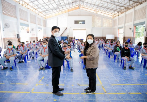 ภาพกิจกรรม  คณะวิทยาศาสตร์และเทคโนโลยี จัดค่ายวิทยาศาสตร์สัญจรโรงเรียนสักงามวิทยา