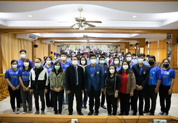 ภาพกิจกรรม  คณะวิทยาศาสตร์และเทคโนโลยี จัดค่ายวิทยาศาสตร์สัญจรโรงเรียนมัธยมพัชรกิติยาภา 2 กำแพงเพชร