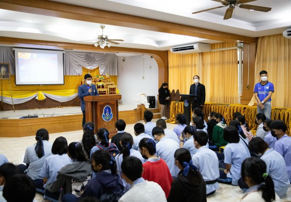 ภาพกิจกรรม  คณะวิทยาศาสตร์และเทคโนโลยี จัดค่ายวิทยาศาสตร์สัญจรโรงเรียนมัธยมพัชรกิติยาภา 2 กำแพงเพชร