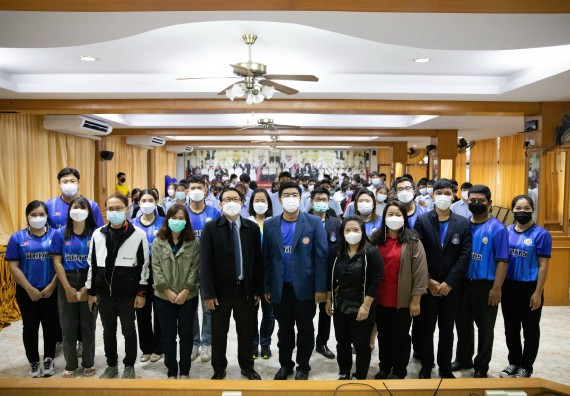 ภาพกิจกรรม  คณะวิทยาศาสตร์และเทคโนโลยี จัดค่ายวิทยาศาสตร์สัญจรโรงเรียนมัธยมพัชรกิติยาภา 2 กำแพงเพชร