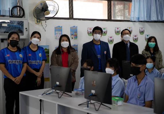 ภาพกิจกรรม  คณะวิทยาศาสตร์และเทคโนโลยี จัดค่ายวิทยาศาสตร์สัญจรโรงเรียนมัธยมพัชรกิติยาภา 2 กำแพงเพชร