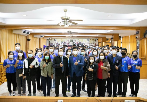 ภาพกิจกรรม  คณะวิทยาศาสตร์และเทคโนโลยี จัดค่ายวิทยาศาสตร์สัญจรโรงเรียนมัธยมพัชรกิติยาภา 2 กำแพงเพชร