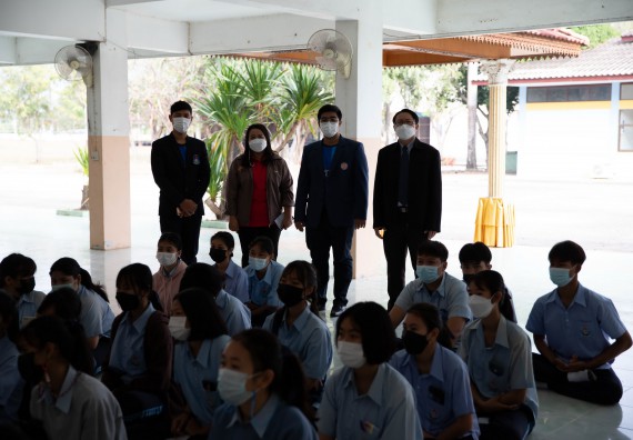 ภาพกิจกรรม  คณะวิทยาศาสตร์และเทคโนโลยี จัดค่ายวิทยาศาสตร์สัญจรโรงเรียนมัธยมพัชรกิติยาภา 2 กำแพงเพชร