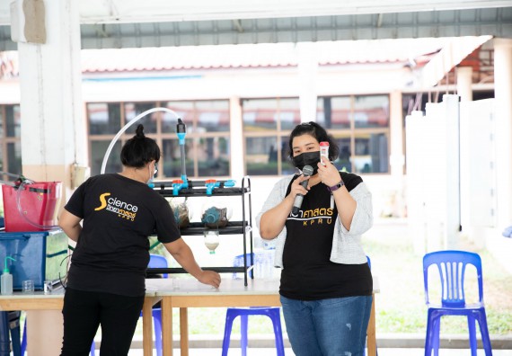 ภาพกิจกรรม  คณะวิทยาศาสตร์และเทคโนโลยี จัดค่ายวิทยาศาสตร์สัญจรโรงเรียนมัธยมพัชรกิติยาภา 2 กำแพงเพชร