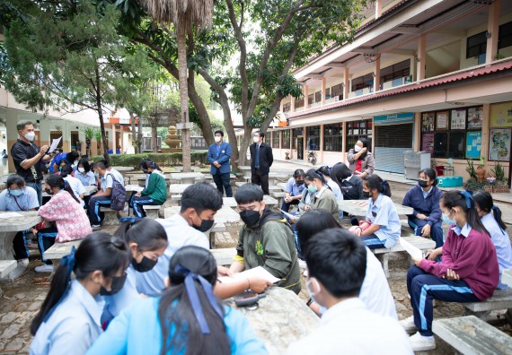 ภาพกิจกรรม  คณะวิทยาศาสตร์และเทคโนโลยี จัดค่ายวิทยาศาสตร์สัญจรโรงเรียนมัธยมพัชรกิติยาภา 2 กำแพงเพชร