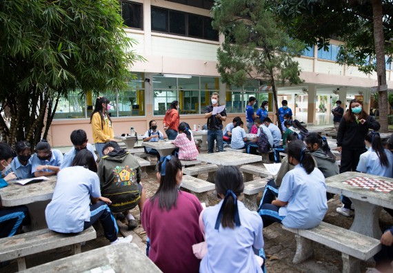 ภาพกิจกรรม  คณะวิทยาศาสตร์และเทคโนโลยี จัดค่ายวิทยาศาสตร์สัญจรโรงเรียนมัธยมพัชรกิติยาภา 2 กำแพงเพชร