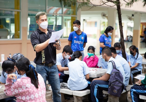 ภาพกิจกรรม  คณะวิทยาศาสตร์และเทคโนโลยี จัดค่ายวิทยาศาสตร์สัญจรโรงเรียนมัธยมพัชรกิติยาภา 2 กำแพงเพชร