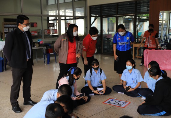 ภาพกิจกรรม  คณะวิทยาศาสตร์และเทคโนโลยี จัดค่ายวิทยาศาสตร์สัญจรโรงเรียนมัธยมพัชรกิติยาภา 2 กำแพงเพชร