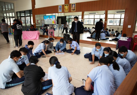 ภาพกิจกรรม  คณะวิทยาศาสตร์และเทคโนโลยี จัดค่ายวิทยาศาสตร์สัญจรโรงเรียนมัธยมพัชรกิติยาภา 2 กำแพงเพชร