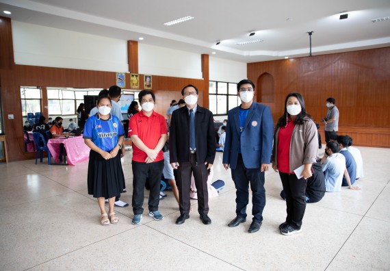 ภาพกิจกรรม  คณะวิทยาศาสตร์และเทคโนโลยี จัดค่ายวิทยาศาสตร์สัญจรโรงเรียนมัธยมพัชรกิติยาภา 2 กำแพงเพชร