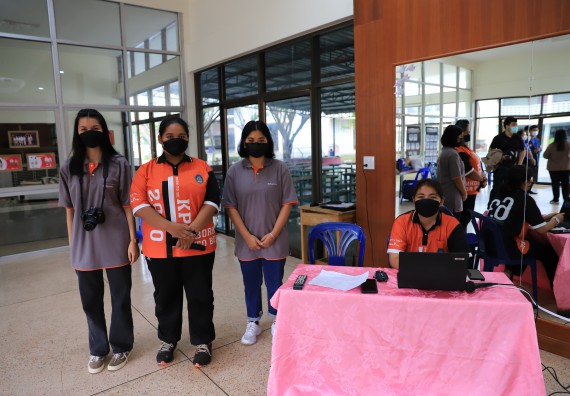 ภาพกิจกรรม  คณะวิทยาศาสตร์และเทคโนโลยี จัดค่ายวิทยาศาสตร์สัญจรโรงเรียนมัธยมพัชรกิติยาภา 2 กำแพงเพชร