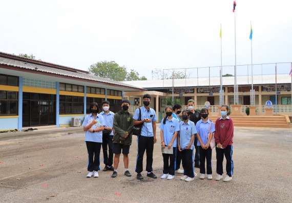 ภาพกิจกรรม  คณะวิทยาศาสตร์และเทคโนโลยี จัดค่ายวิทยาศาสตร์สัญจรโรงเรียนมัธยมพัชรกิติยาภา 2 กำแพงเพชร