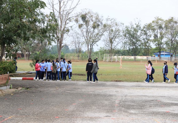 ภาพกิจกรรม  คณะวิทยาศาสตร์และเทคโนโลยี จัดค่ายวิทยาศาสตร์สัญจรโรงเรียนมัธยมพัชรกิติยาภา 2 กำแพงเพชร